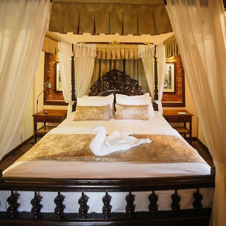 Casa Menezes - A Heritage Goan Homestay Bambolim Exterior foto