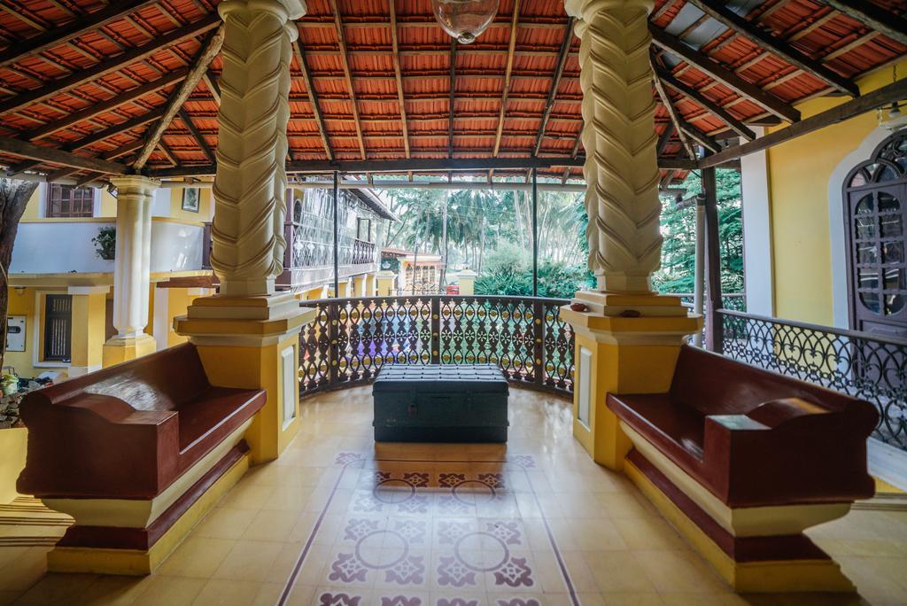 Casa Menezes - A Heritage Goan Homestay Bambolim Exterior foto
